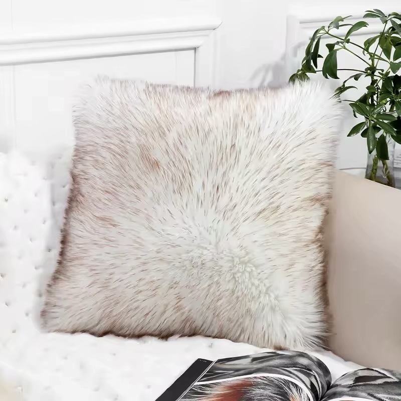 ROYALEM CUSHION