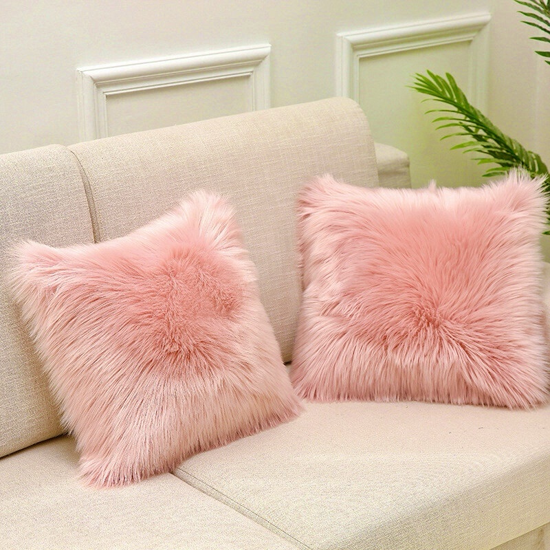 ROYALE CUSHION